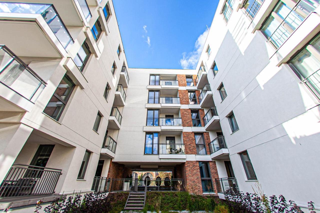 Euro New Gardens Delux Apartament