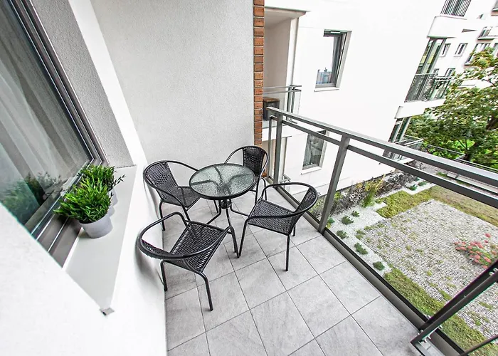 Euro Apartments New Gardens Delux